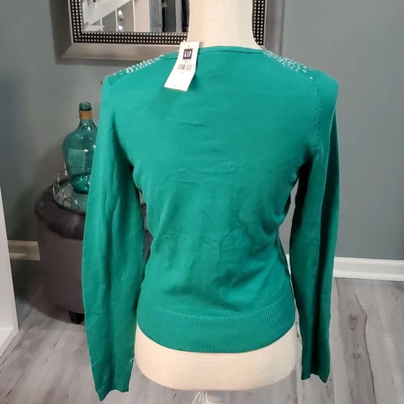 NWT GAP GORGEOUS SWEATER - Picture 4 of 5